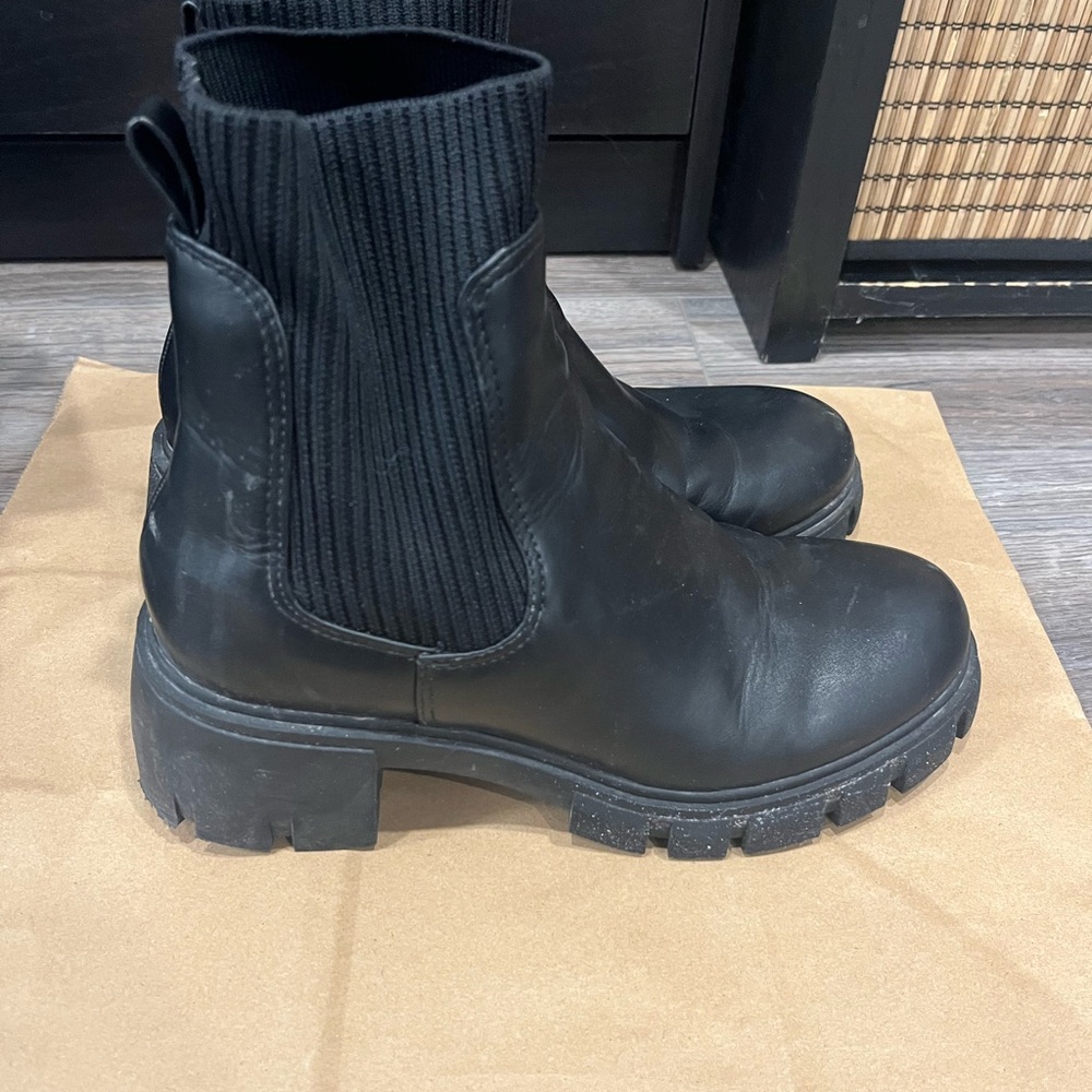Steve Madden Black Chunky Ankle Boots